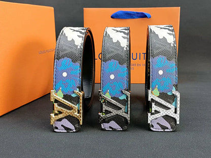 2025 3 Colors four-leaf clover graffiti carved belt