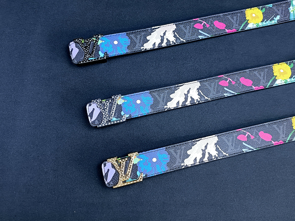 2025 3 Colors four-leaf clover graffiti carved belt