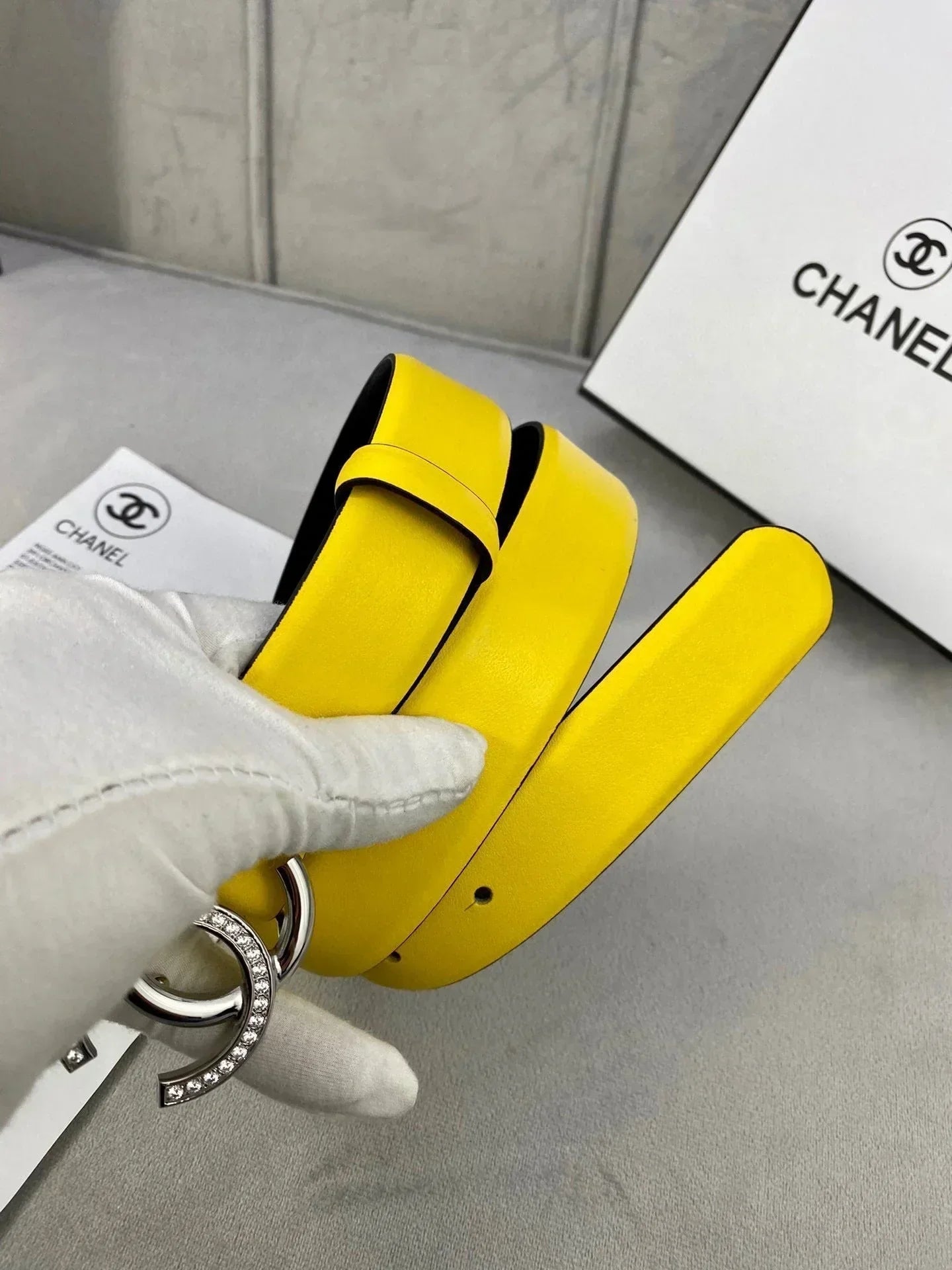 2025 Cowhide leather diamond-encrusted steel buckle belt 3cm wide