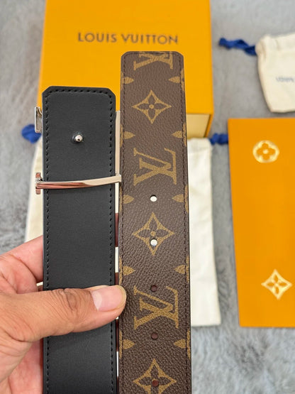 2025  classic old flower belt with bright silver buckle