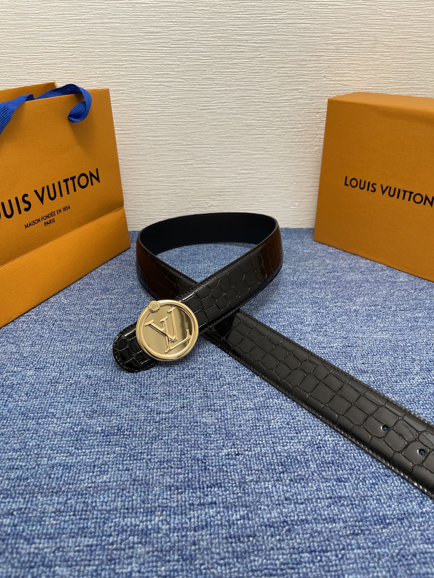 2025 L House Classic Crocodile Leather Belt