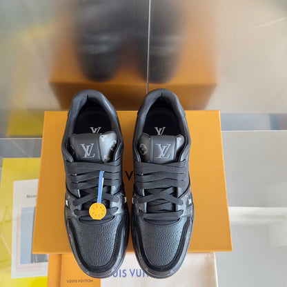 2025 250318 New high quality new grain board shoes